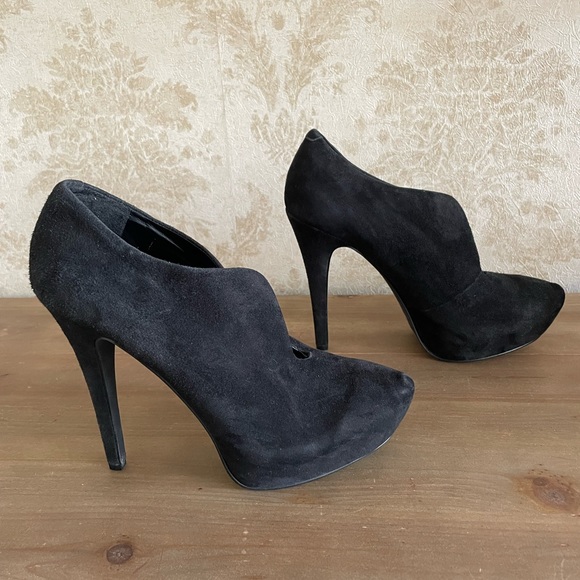 BCBGENERATION platform heels - Picture 2 of 8